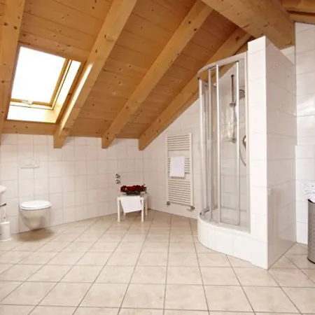 Schatten Hotel 3*