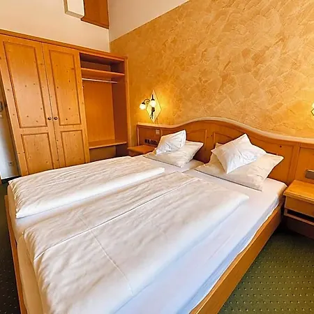 Schatten Hotel