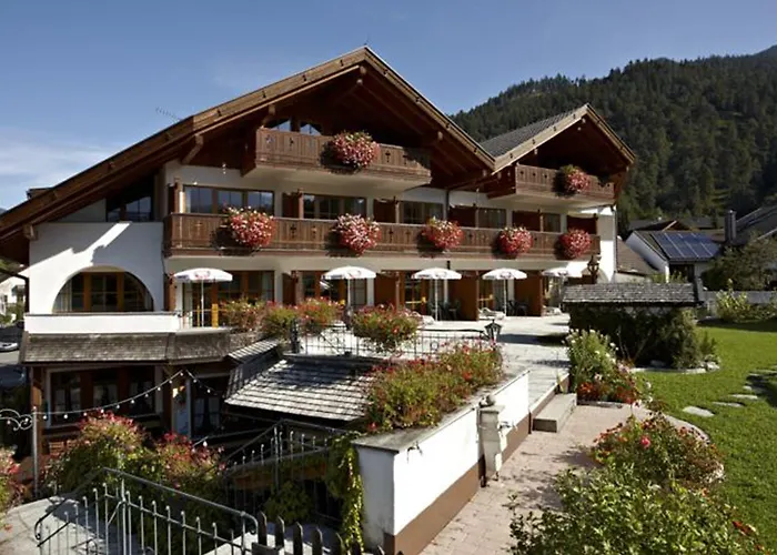 Schatten Hotel